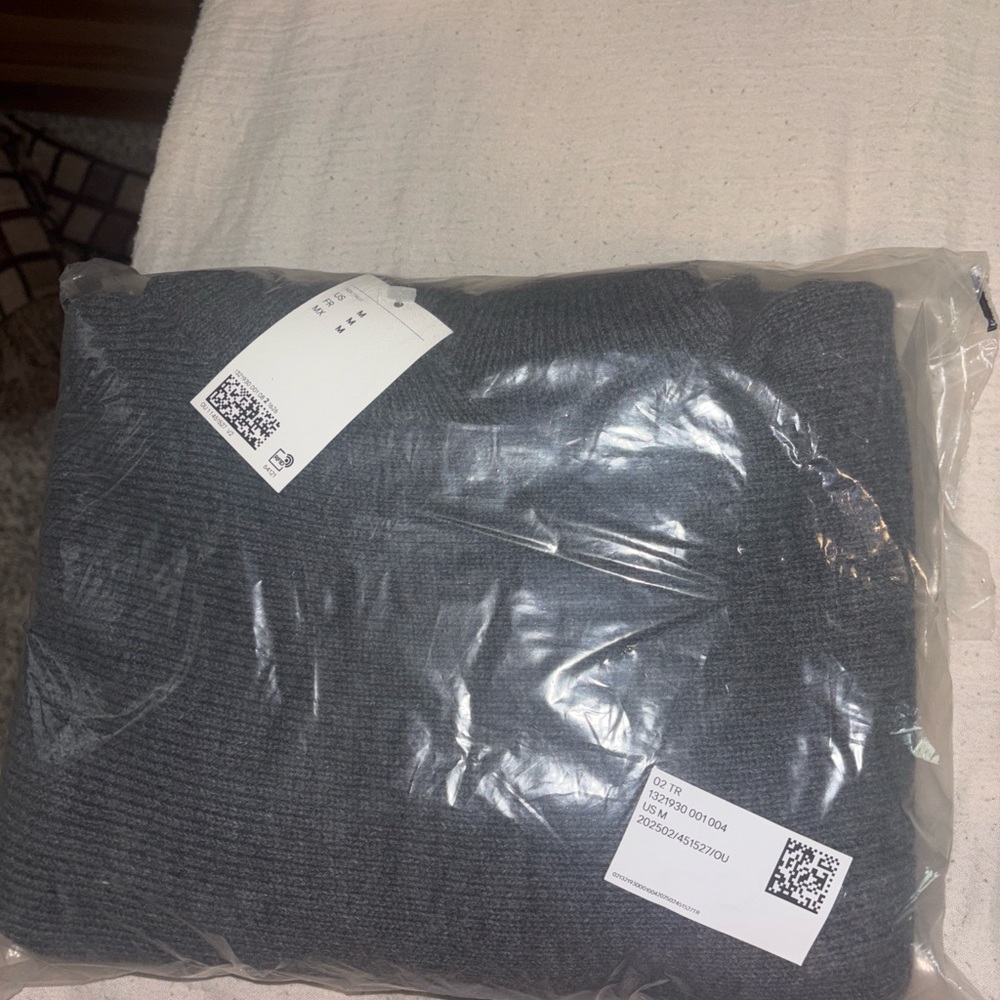 H&M sweater poncho/cape
